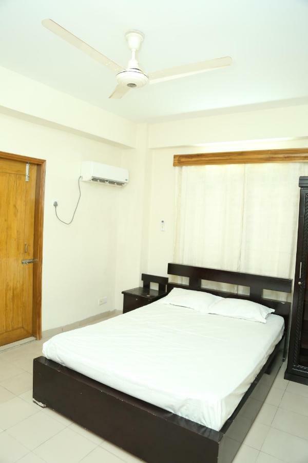 Awesome Holiday Home Dhaka Luaran gambar